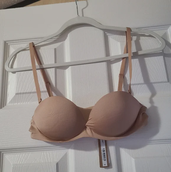 NWT SKIMS STRAPLESS PUSH-UP BRA - Picture 5 of 7